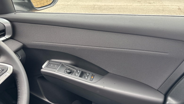 Volkswagen T-Roc 1.5 eTSI Life 5dr DSG Petrol Hatchback